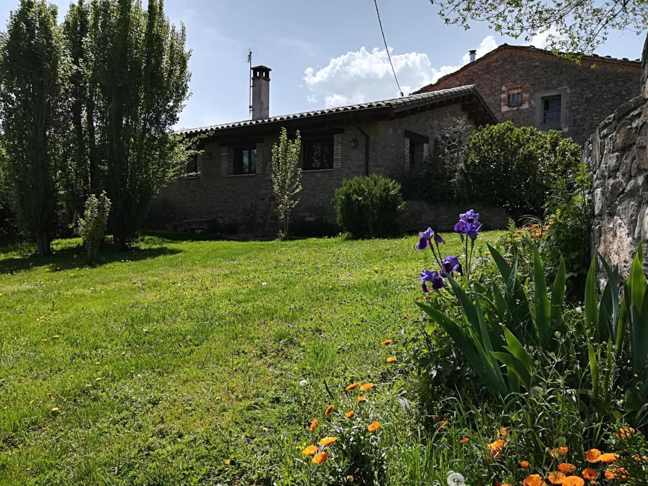 Country House El Permanyer Olost Exterior photo